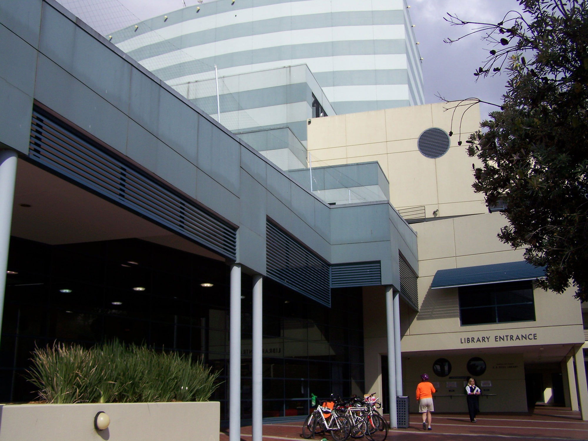 Frankston LibrarySeagull Exclusion System